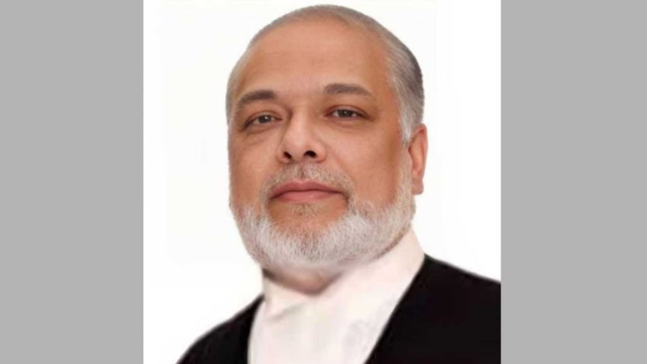 নতুন প্রধান বিচারপতি জুবায়ের রহমান চৌধুরীর শপথ গ্রহণ: সুপ্রিম কোর্টে শুরু নতুন অধ্যায়